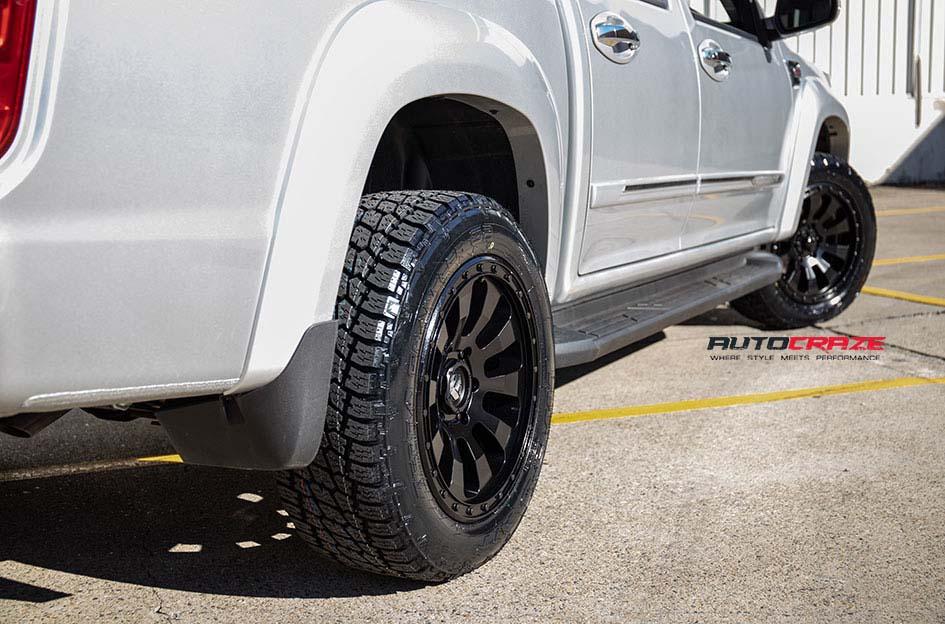 GREAT WALL STEED TACTIC MATTE BLACK